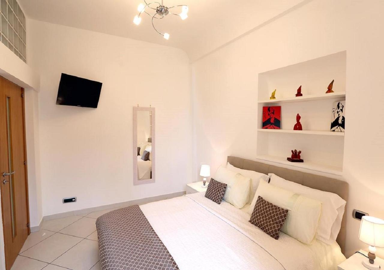 Maison Mele Luxury Apartment เนเปิลส์ ภายนอก รูปภาพ